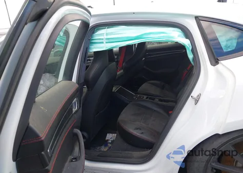 2019 Porsche Panamera Gts из США, поврежденный, VIN WP0AG2A73KL140150